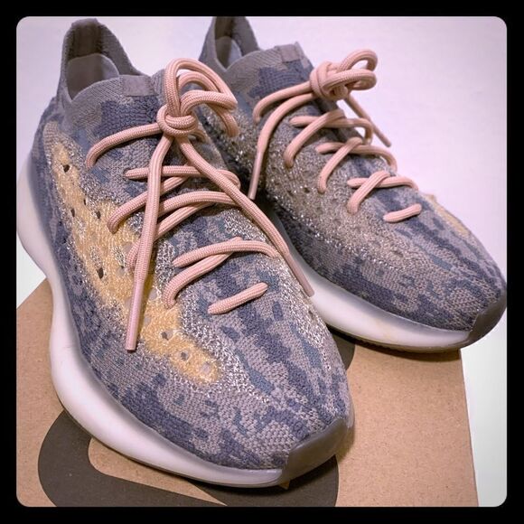 ❤️👟 SOLD 👟❤️ - Yeezy Mist 380’s Size 5.5 - Picture 1 of 16